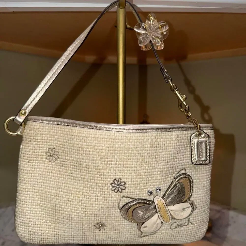 COACH NATURAL STRAW COLLECTION butterfly wristlet  9x6
